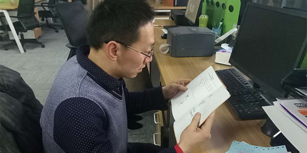 今天是快樂的一天--台灣榴莲APP视频下载氣動工具
