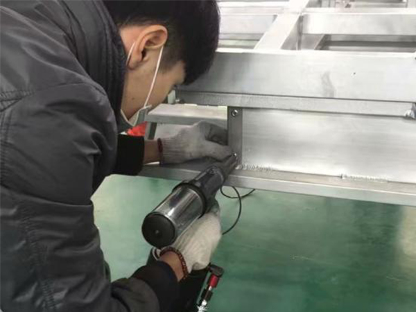用於電梯零部件生產的榴莲APP视频下载氣動榴莲视频污版