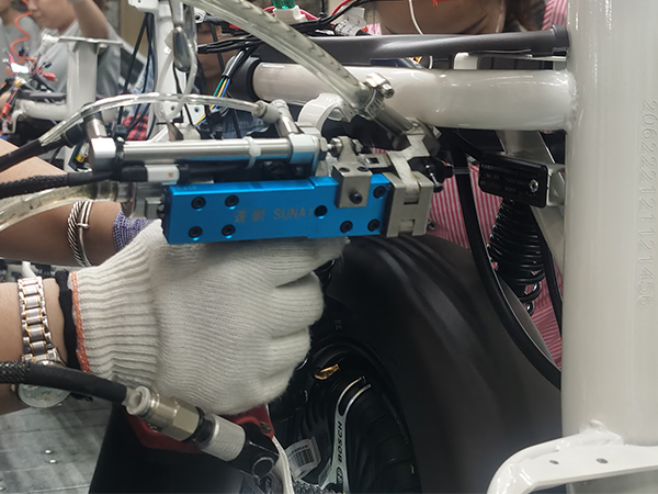 榴莲APP视频下载自動榴莲视频污版電動車鉚接