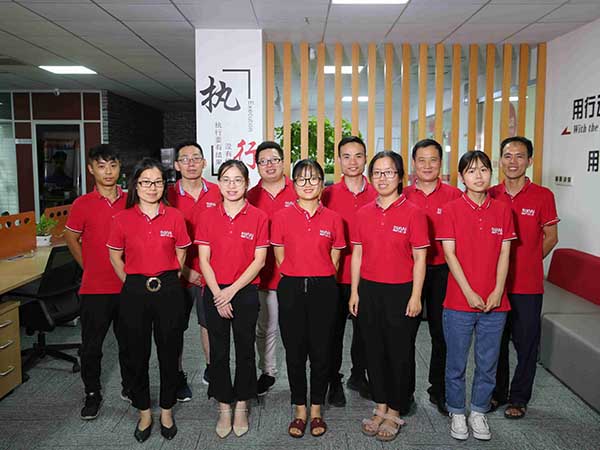 榴莲APP视频下载氣動工具公司員工合照